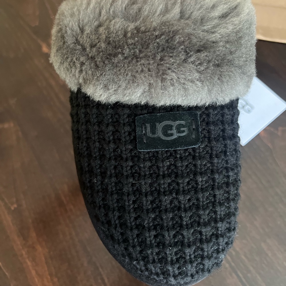 Beautiful and extremely confortable Original Uggs - Picture 3 of 11